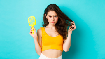 Caduta capelli: temporanea vs progressiva