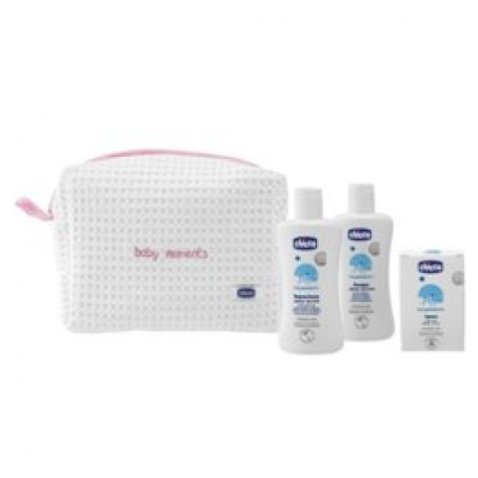 CHICCO BABY MOMENTS BEAUTY BAG W ZIP ROSA BAGNOSCHIUMA PELLIDELICATE 200 ML + SHAMPOO PELLI DELICATE 200 ML + SAPONE SOLIDO PELLI DELICATE 100 G
