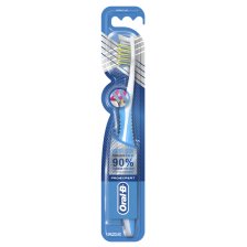 ORALB CROSS ACTION ANTI PLACCA PRO EXPERT SPAZZOLINO MANUALE