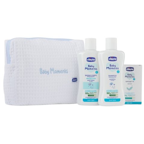 CHICCO BABY MOMENTS BEAUTY BAG ZIP AZZURRO BAGNOSCHIUMA PELLI DELICATE 200 ML + SHAMPOO PELLI DELICATE 200 ML + SAPONE SOLITO PELLI DELICATE 100 G